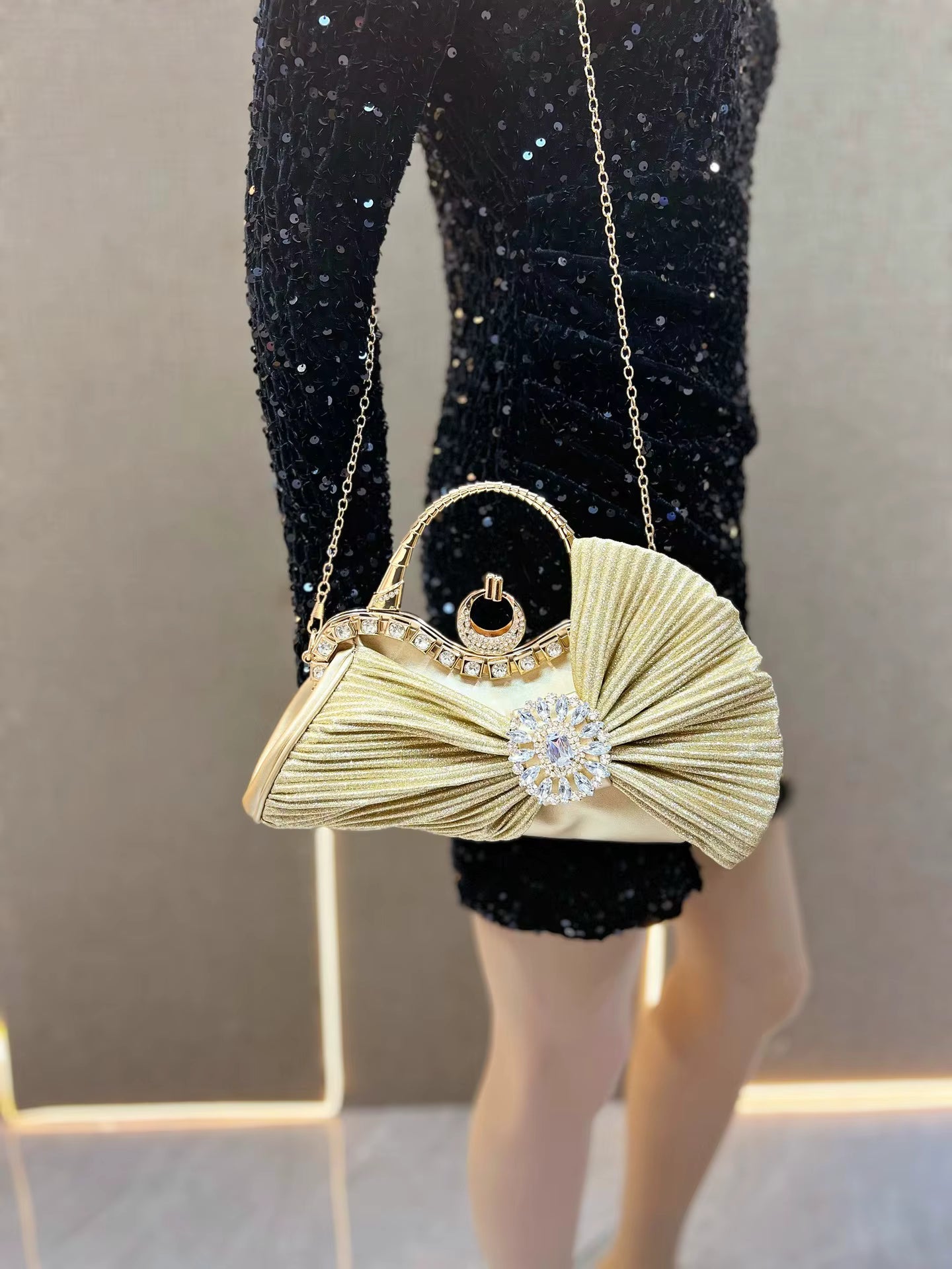 Luxury Handmade Diamond-encrusted Bow Banquet Handbag Mssza