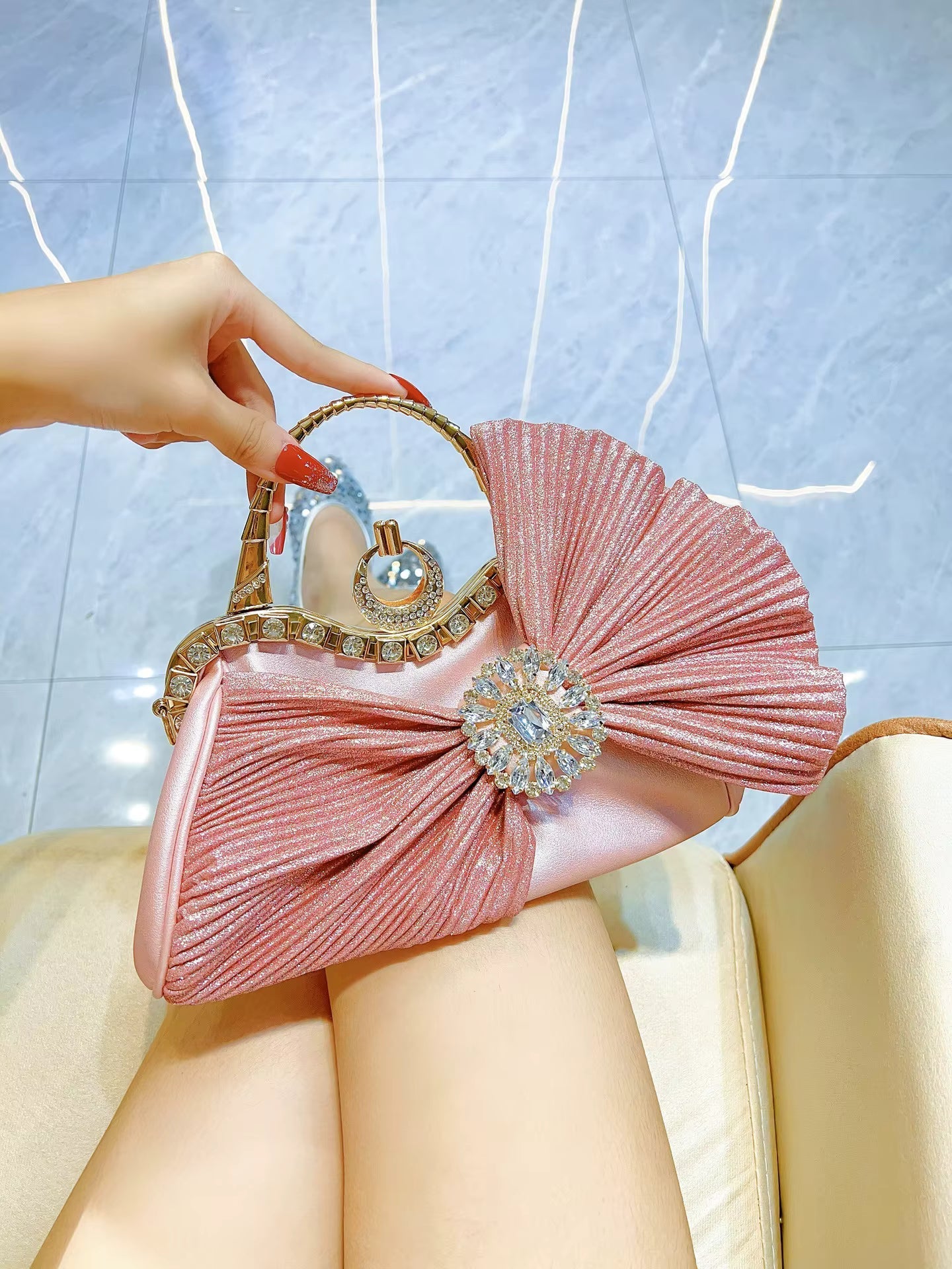 Luxury Handmade Diamond-encrusted Bow Banquet Handbag Mssza