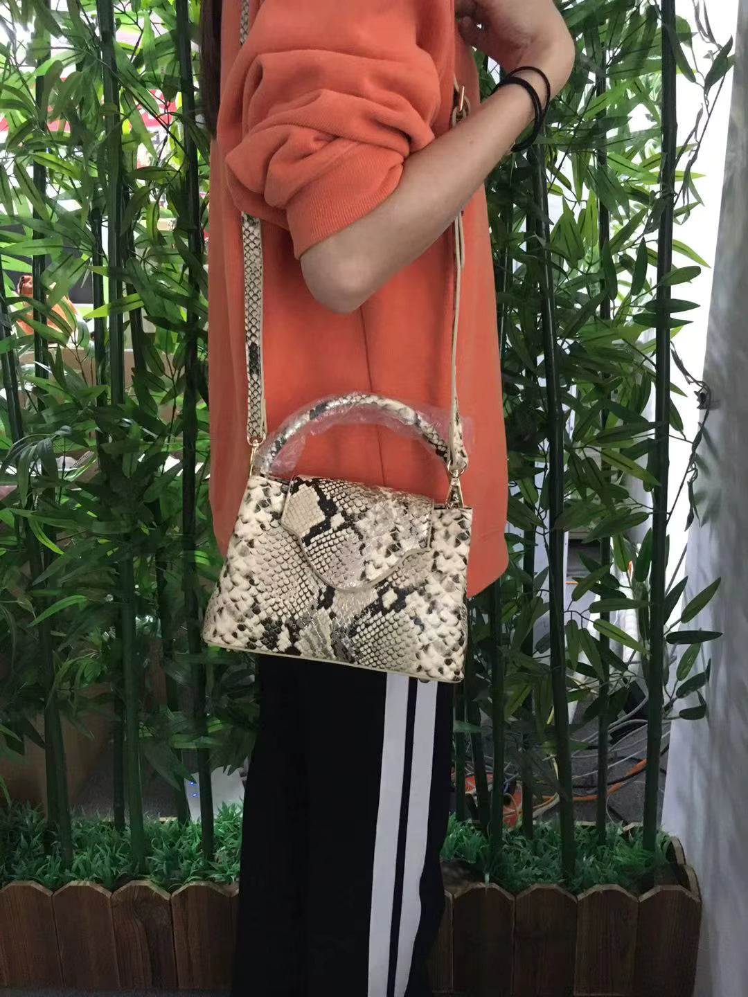 Luxury Ostrich Leather Pouch Snake Tote Versatile Handbag Mssza