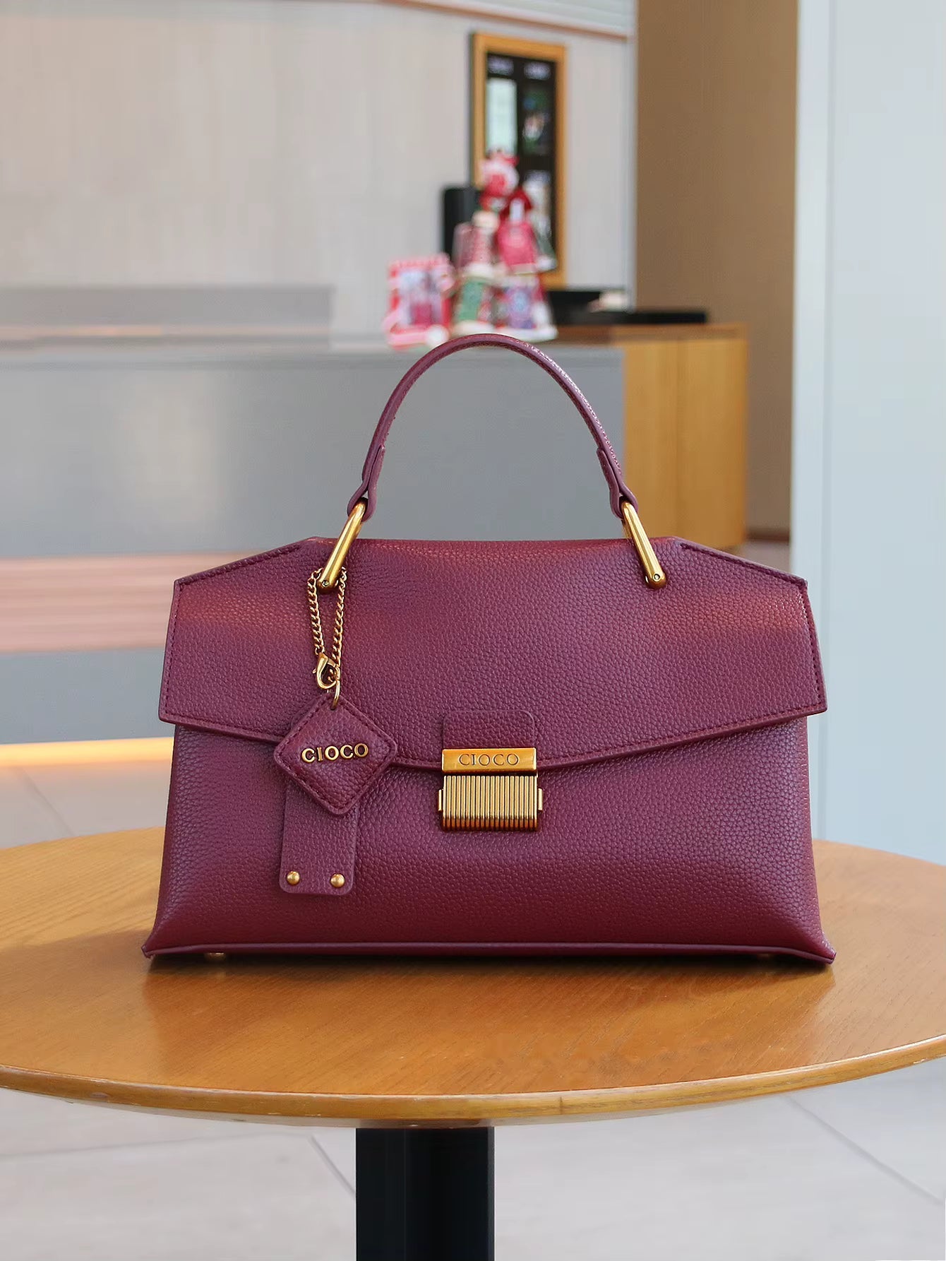 Luxury Retro High Grade Lightweight Large Capacity One Shoulder Handbag Mssza