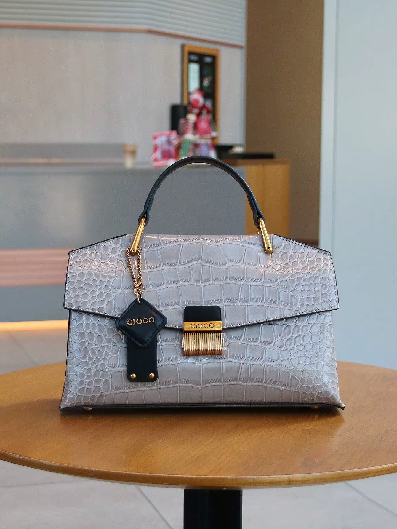 Luxury Lightweight Large Capacity One Shoulder Handbag Mssza