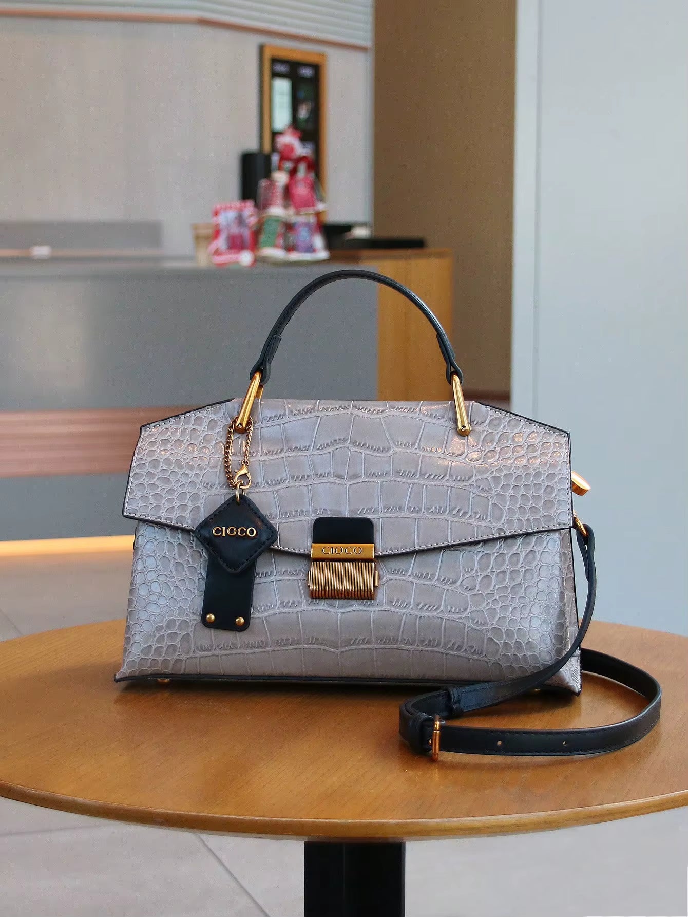 Luxury Lightweight Large Capacity One Shoulder Handbag Mssza