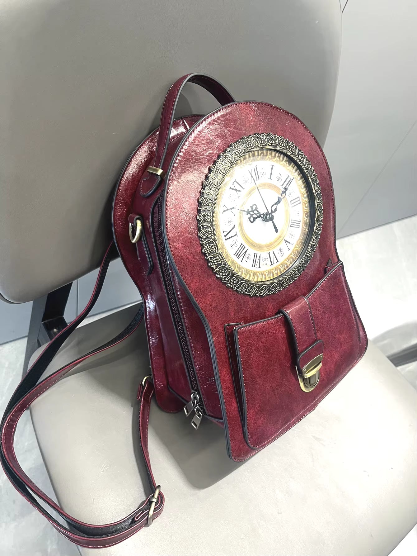 Luxury Solid Clock Pattern Travel Outdoor Designer Backpack Mssza