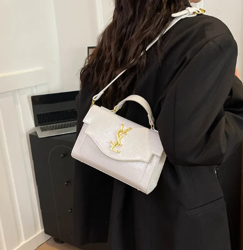 Luxury Textured Shoulder Purse with Detachable Chain Strap, Convertible Underarm Clutch Structured Envelope Crossbody Bag Mssza