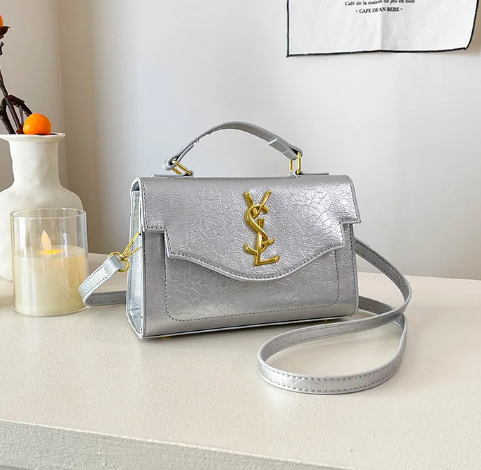Luxury Textured Shoulder Purse with Detachable Chain Strap, Convertible Underarm Clutch Structured Envelope Crossbody Bag Mssza