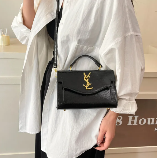 Luxury Textured Shoulder Purse with Detachable Chain Strap, Convertible Underarm Clutch Structured Envelope Crossbody Bag Mssza