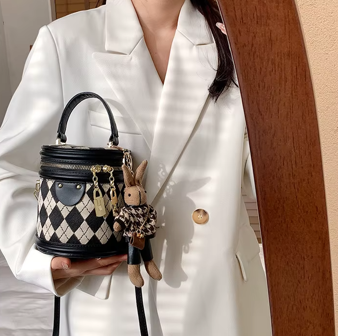 Luxury Zipper Leather Bucket Trend Small Handbags With Dolls Mssza