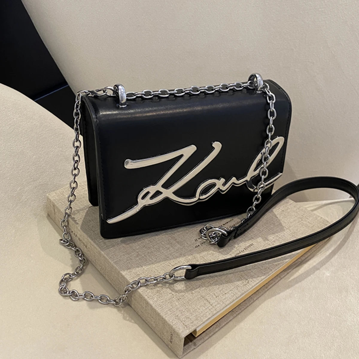 Metal Letter Chain Link Strap Magnetic Button for Daily Use Crossbody Bag Mssza