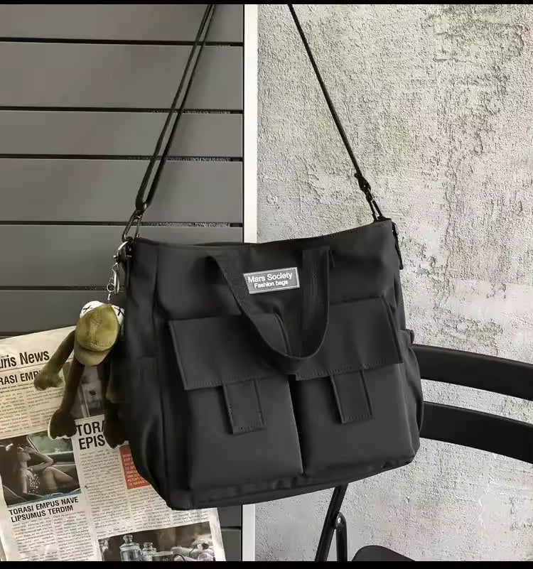 Multi Pocket Nylon Messenger Preppy Canvas Waterproof Shoulder Handbag Mssza