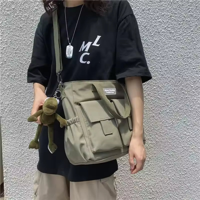 Multi Pocket Nylon Messenger Preppy Canvas Waterproof Shoulder Handbag Mssza