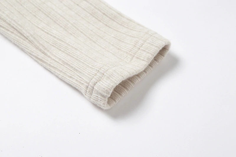 New Solid Color Slim V-Neck Long Sleeved Knitted T-Shirt Mssza