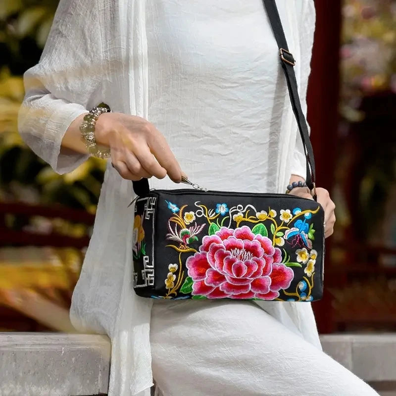 Retro Multi Floral Embroidery Bohemia Ethnic Canvas Small Messenger Shoulder Coin Purse Handbags Bag Mssza