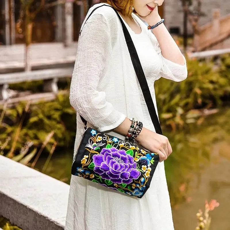 Retro Multi Floral Embroidery Bohemia Ethnic Canvas Small Messenger Shoulder Coin Purse Handbags Bag Mssza