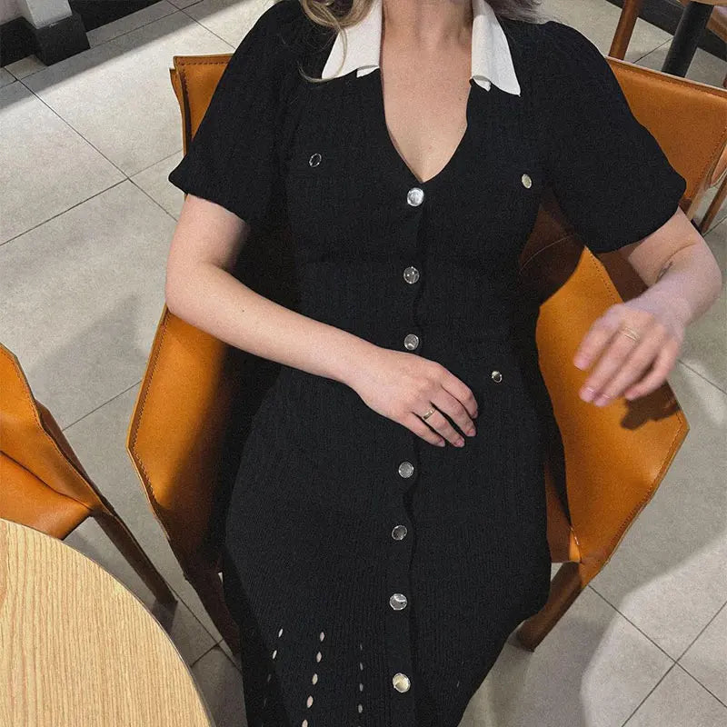 Ribbed Contrast Collar Short Sleeve Buttoned Midi Dress Mssaz Desses