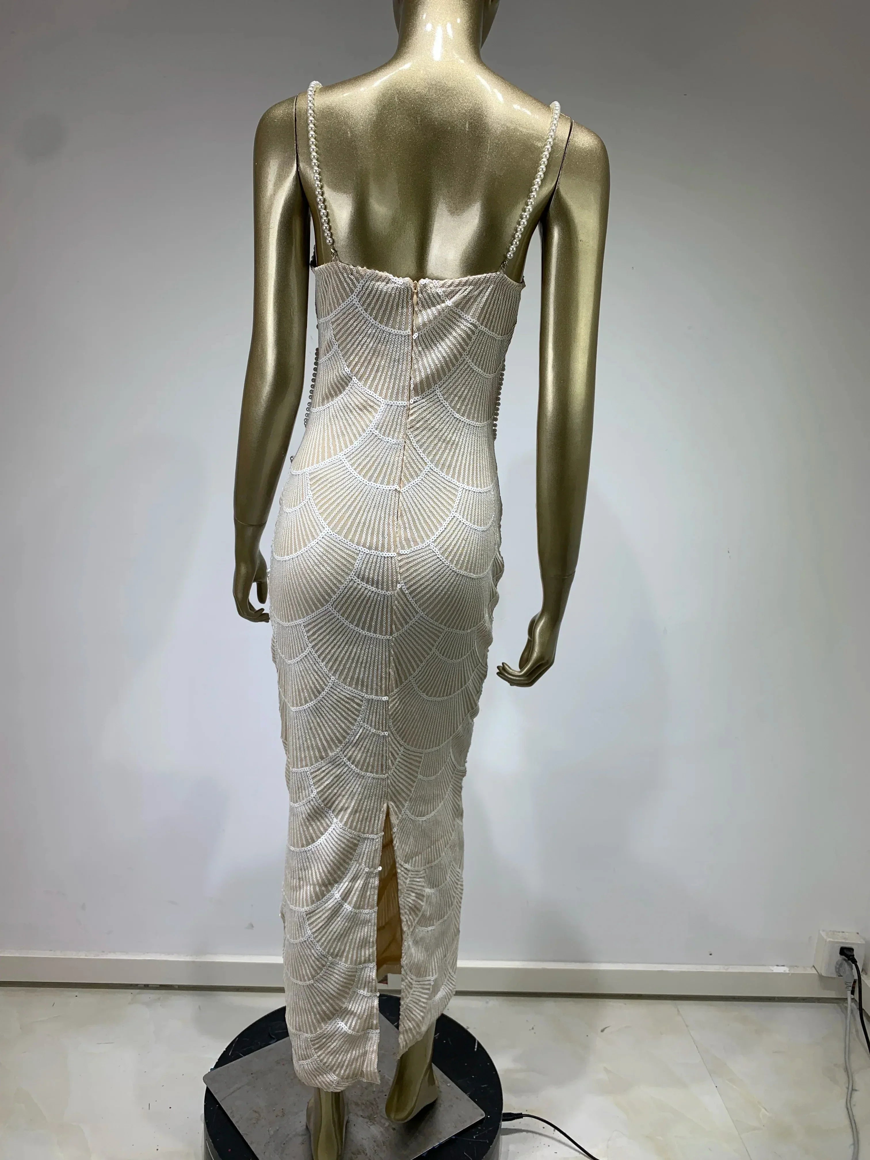 V Neck White Pearl Beading Maxi Dress Mssaz Desses