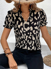 V-neck short-sleeved Directional pattern-making shirts Mssza
