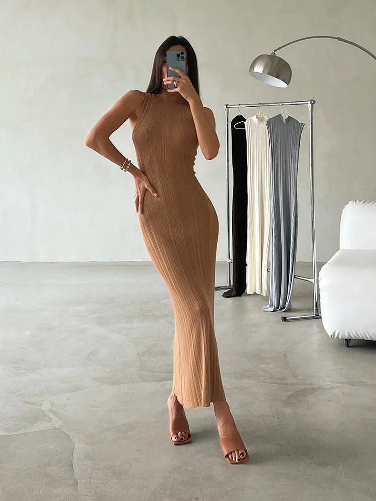 Sleeveless Turtleneck Maxi Dress Mssaz Desses
