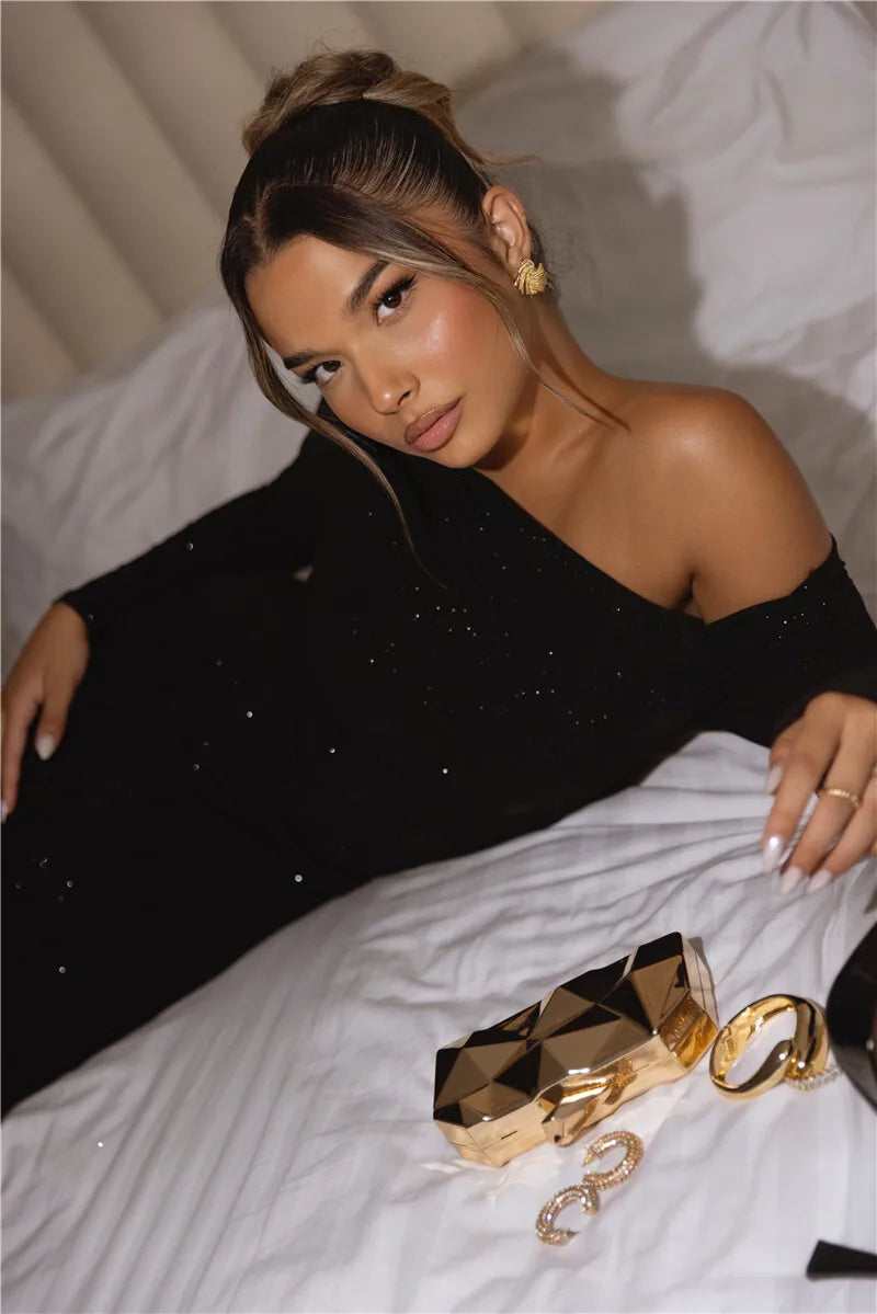 Long Sleeve Inclined Shoulder Maxi Dress Mssaz Desses