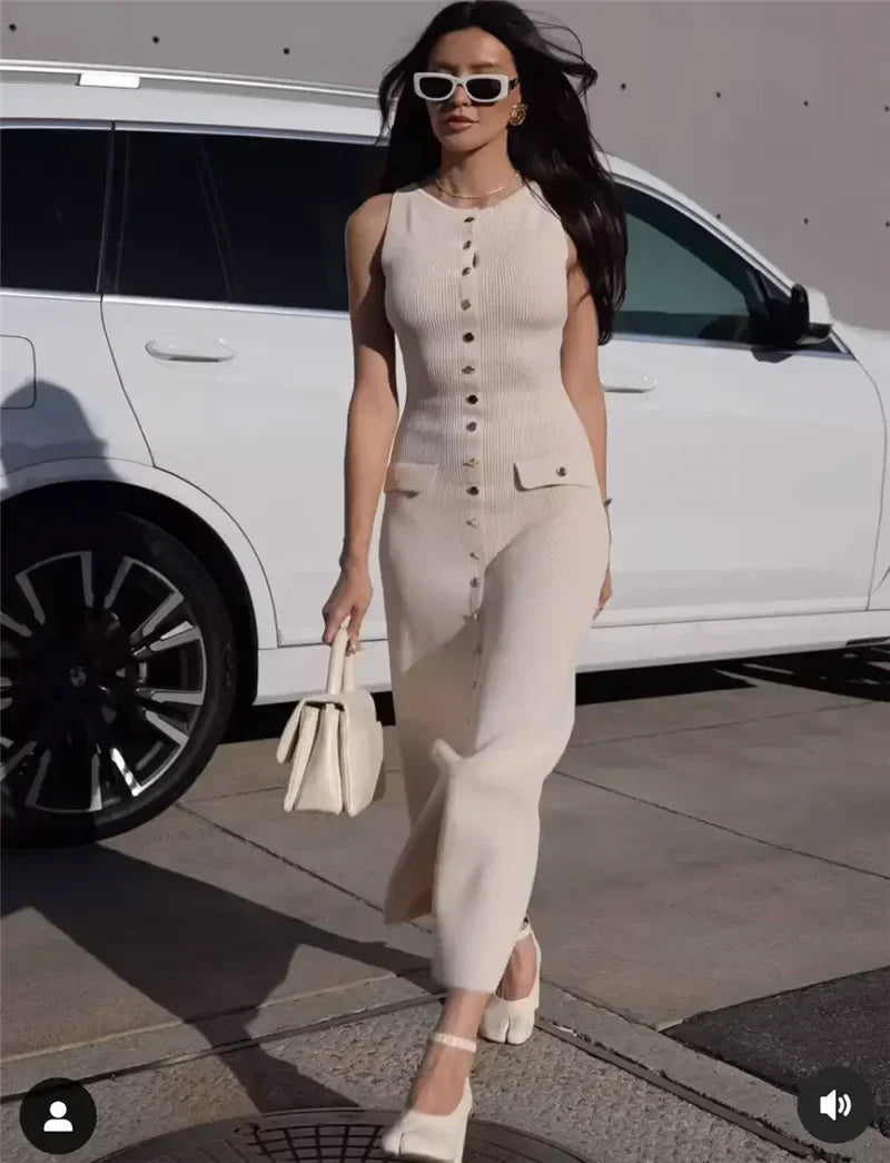 Knit Maxi Dress with Pockets Button-Front Mssaz Desses
