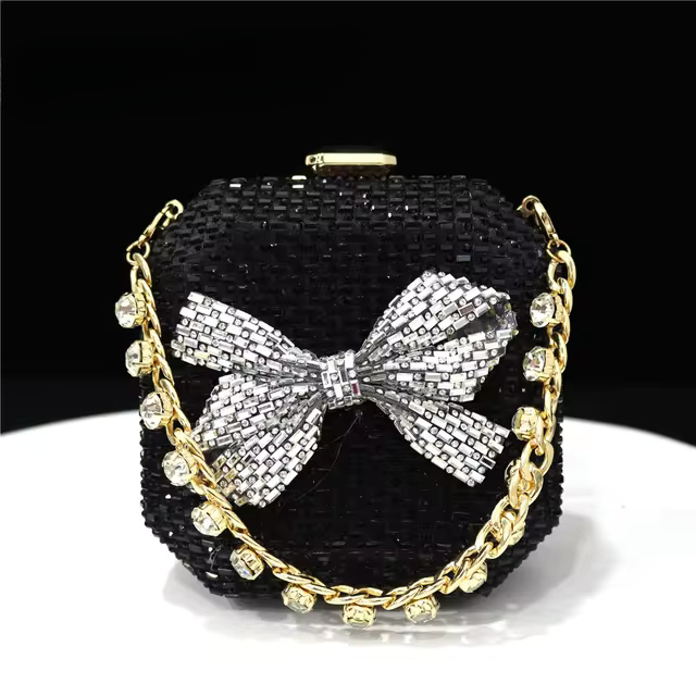 Diamond Inlaid Bow Square Box American Style Clutch Mssza