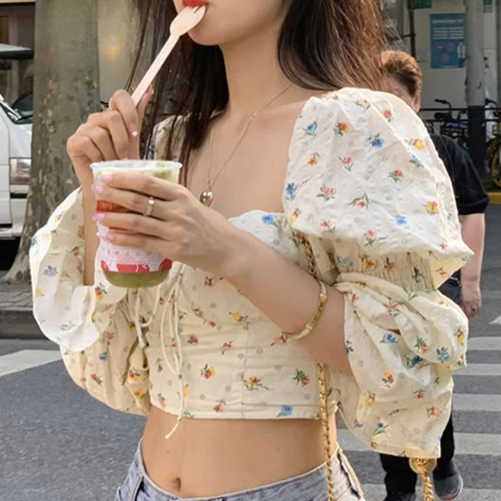 Vintage Floral Printed Flare Sleeve Square Collar Lacing Casual Shirt Mssza