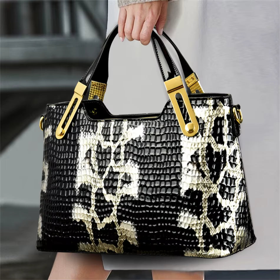 Trend Patent Leather Noble Python Pattern Luxury Party Handbag Mssza