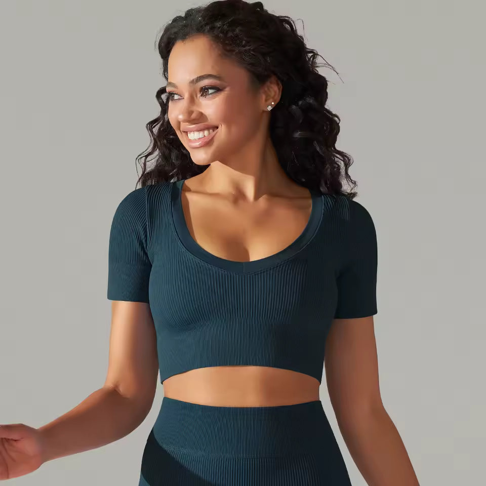 Trendy Breathable Detailing Pattern Short Sleeve Sports Crop Top Mssza
