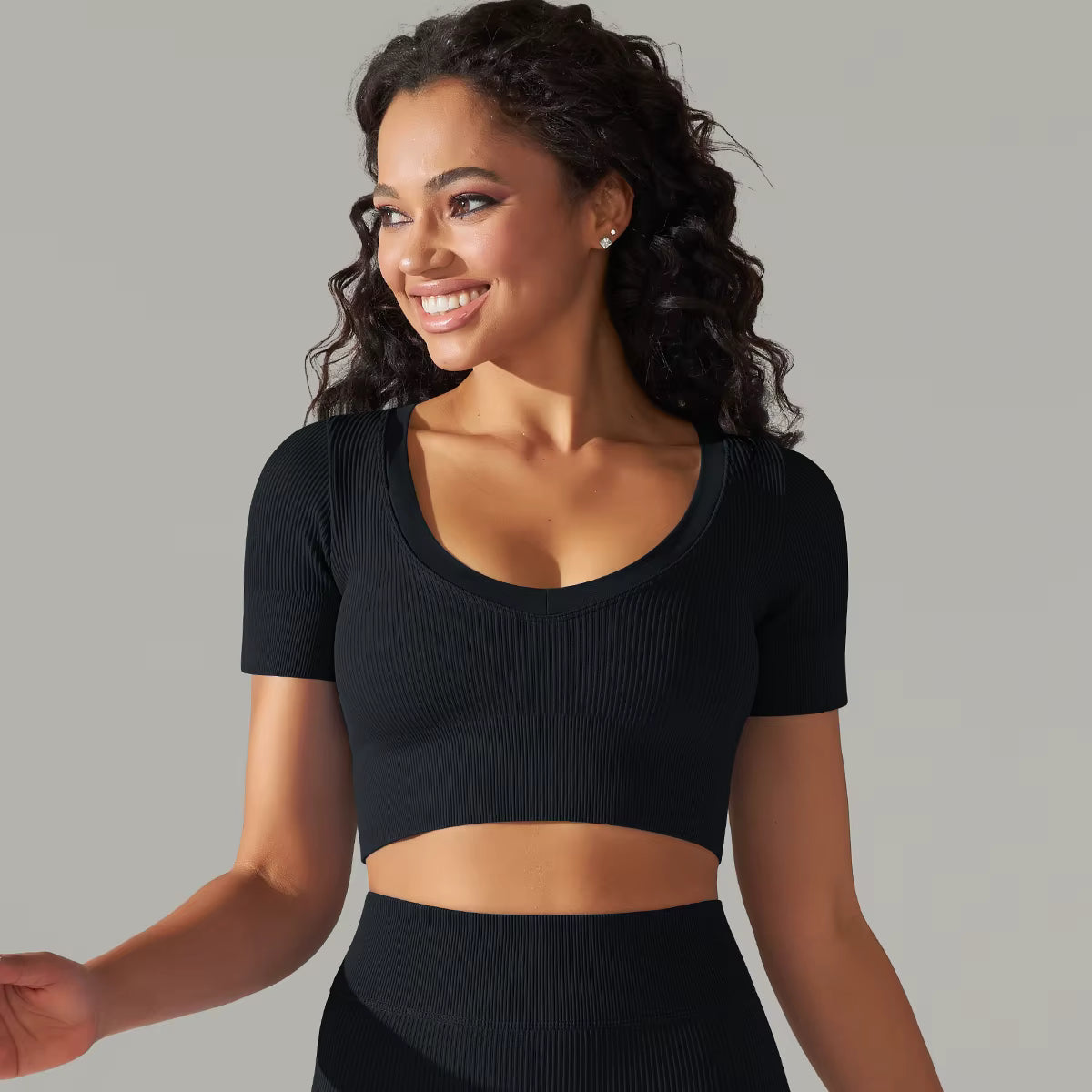 Trendy Breathable Detailing Pattern Short Sleeve Sports Crop Top Mssza