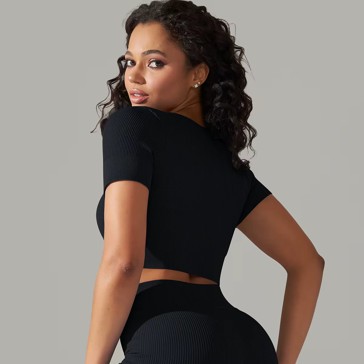 Trendy Breathable Detailing Pattern Short Sleeve Sports Crop Top Mssza