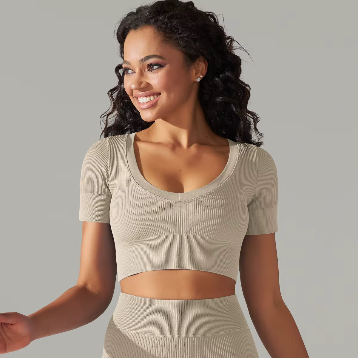 Trendy Breathable Detailing Pattern Short Sleeve Sports Crop Top Mssza