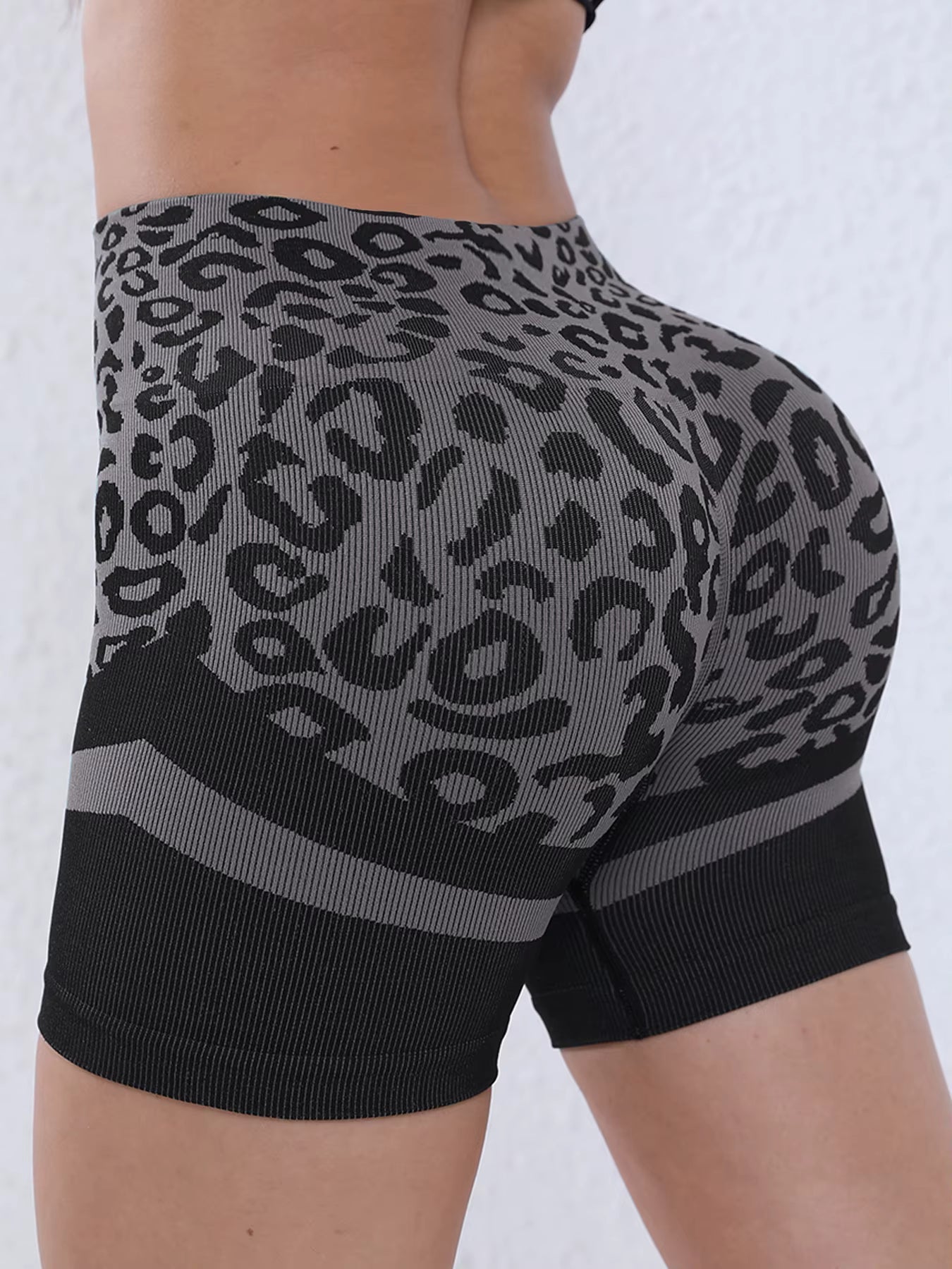 Trendy Leopard Seamless Fitness Yoga High Waisted Sports Shorts Mssza