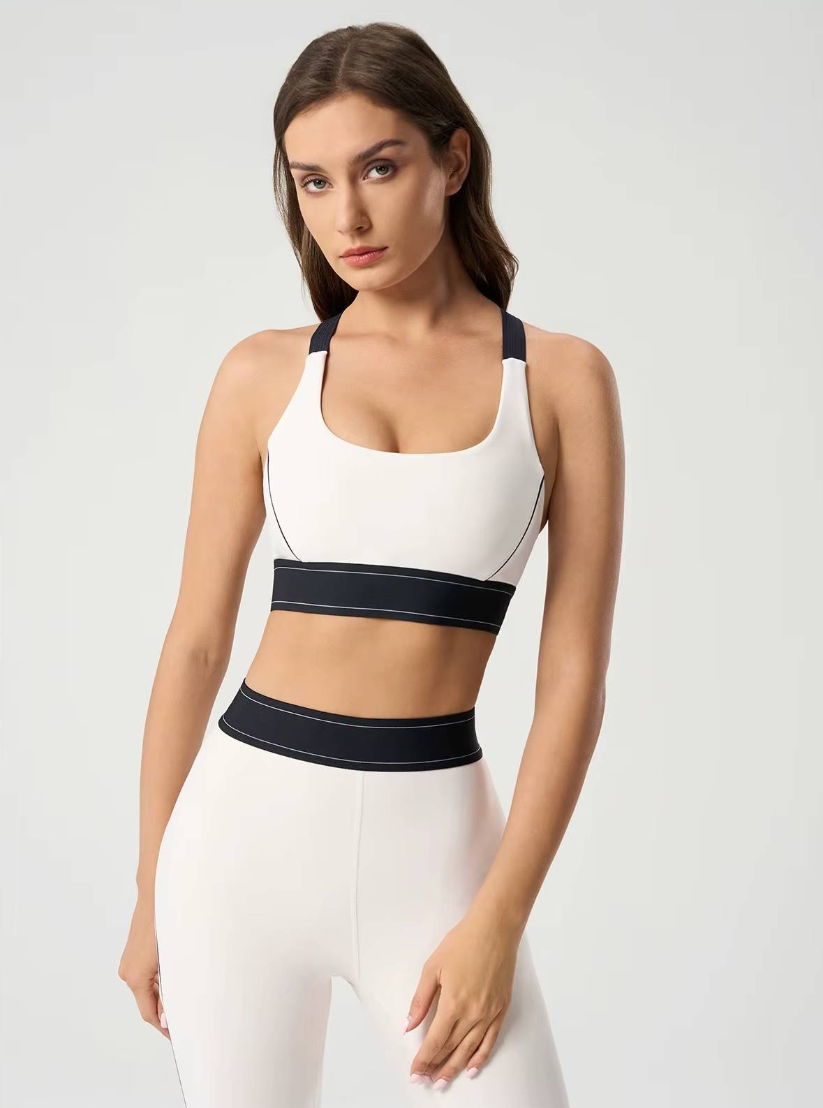 Trendy Removable Cups Medium Impact Adjustable Straps Sports Bras Mssza
