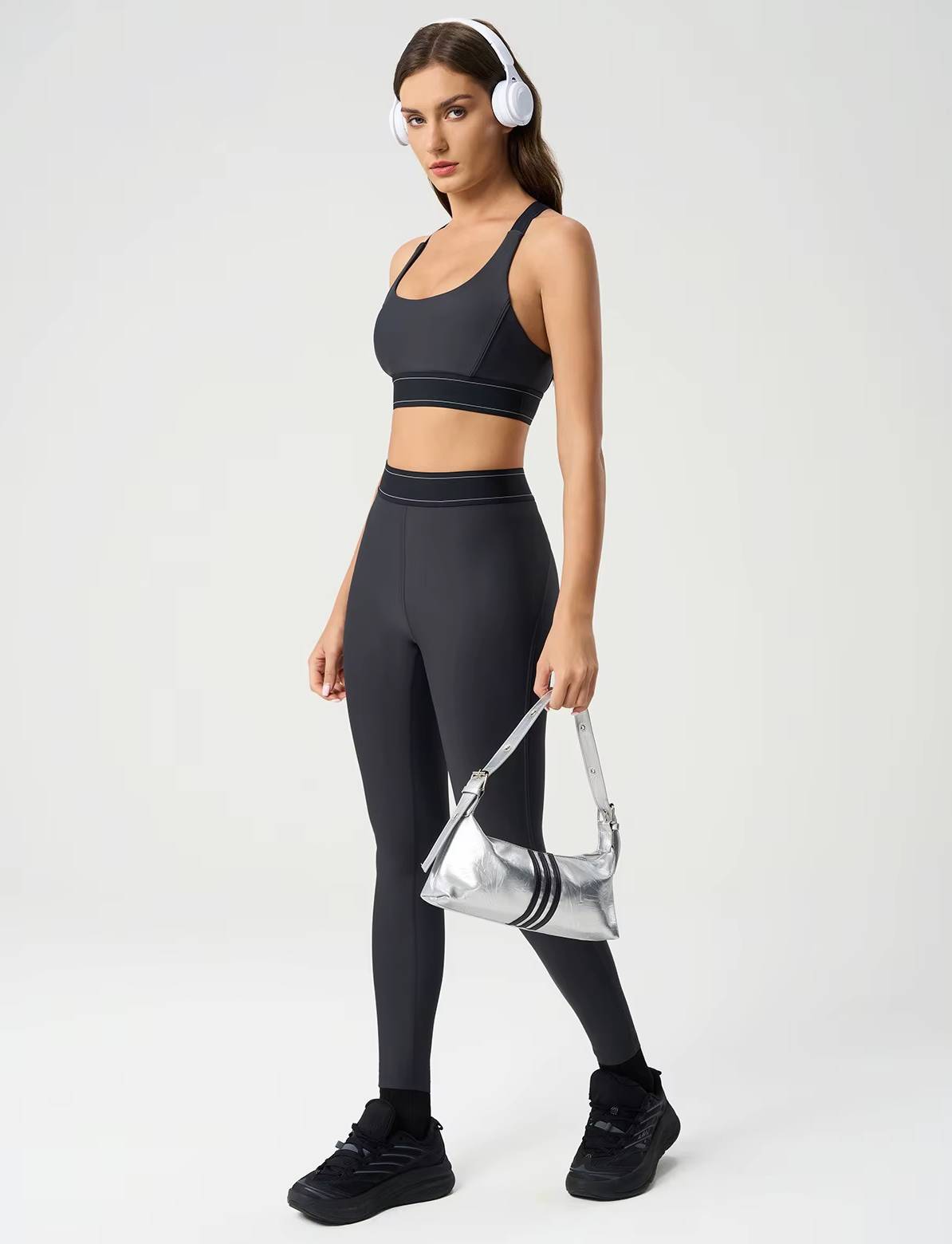 Trendy Removable Cups Medium Impact Adjustable Straps Sports Bras Mssza