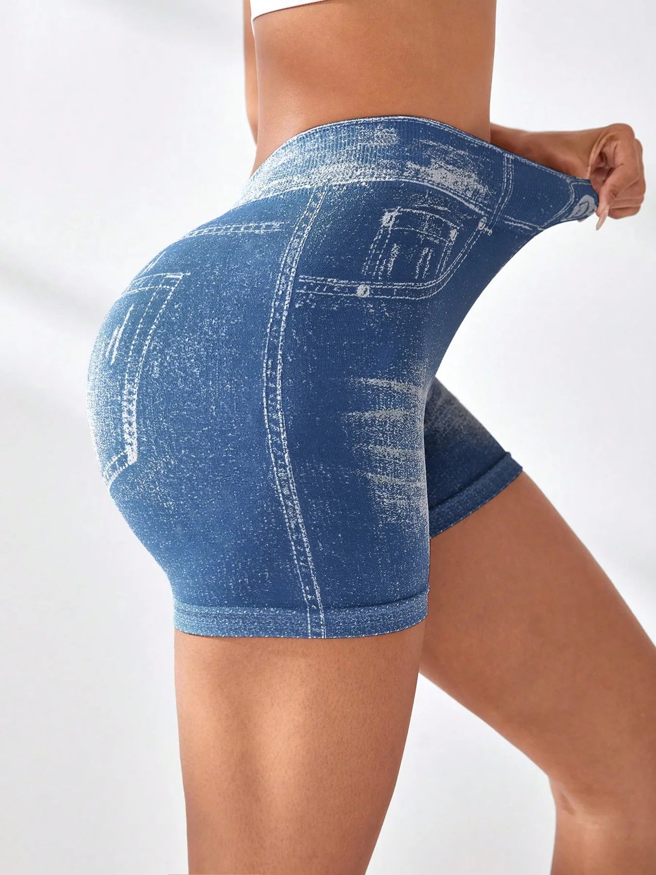 V Back Faux Jeans Elastic Workout Sports Yoga Butt Lifting Fitness Athletic Short Mssza