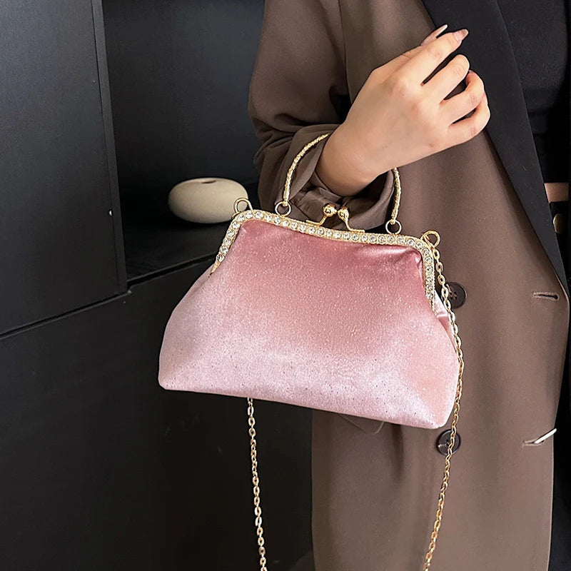 Vintage Designer With Chain Bags Lock Shell Clip Retro Evening Handbags Mssza