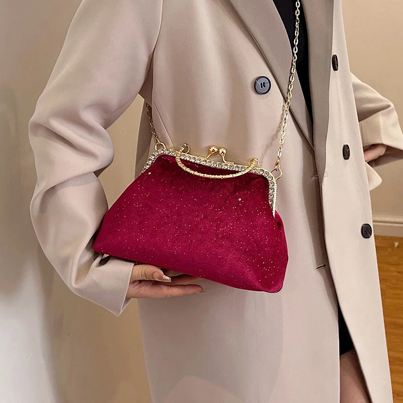 Vintage Designer With Chain Bags Lock Shell Clip Retro Evening Handbags Mssza