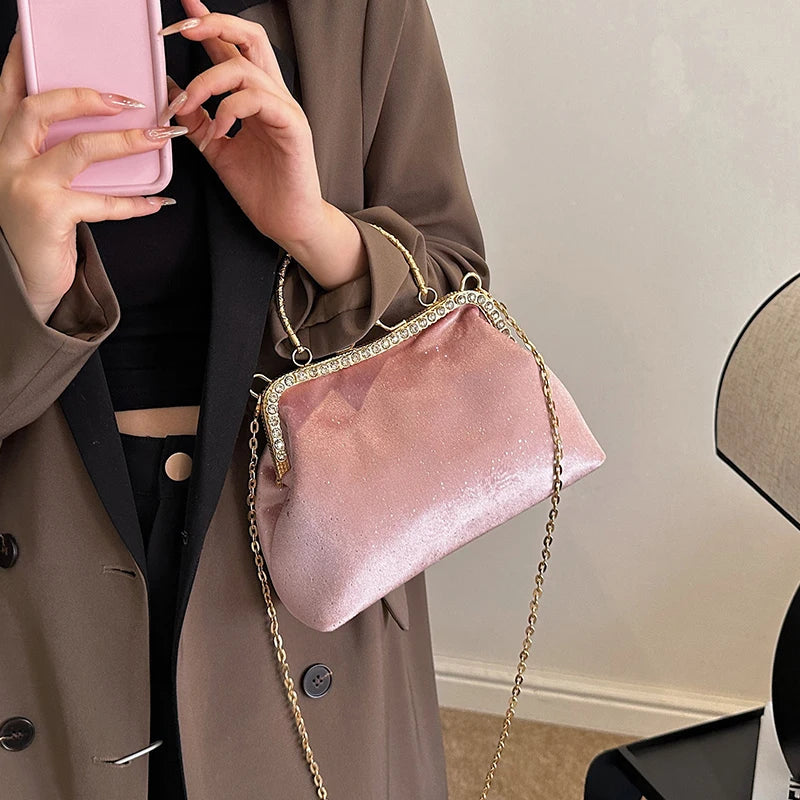 Vintage Designer With Chain Bags Lock Shell Clip Retro Evening Handbags Mssza