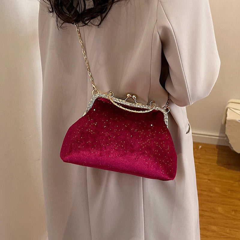 Vintage Designer With Chain Bags Lock Shell Clip Retro Evening Handbags Mssza