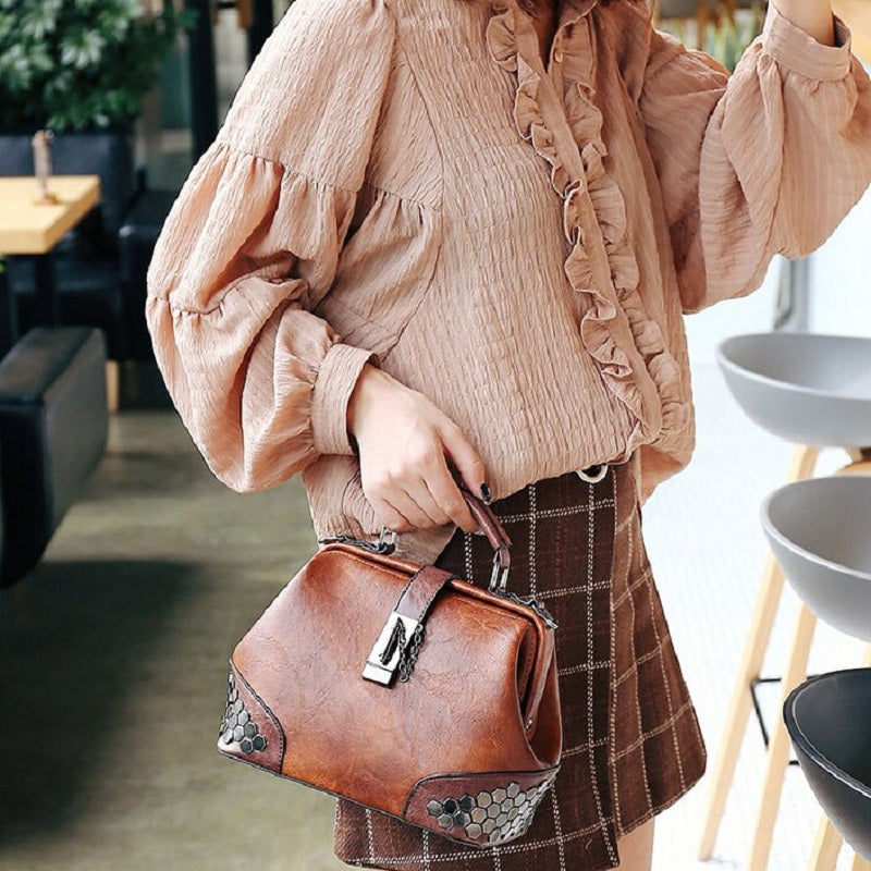 Vintage Leather Rivet Small Crossbody Bag Mssza