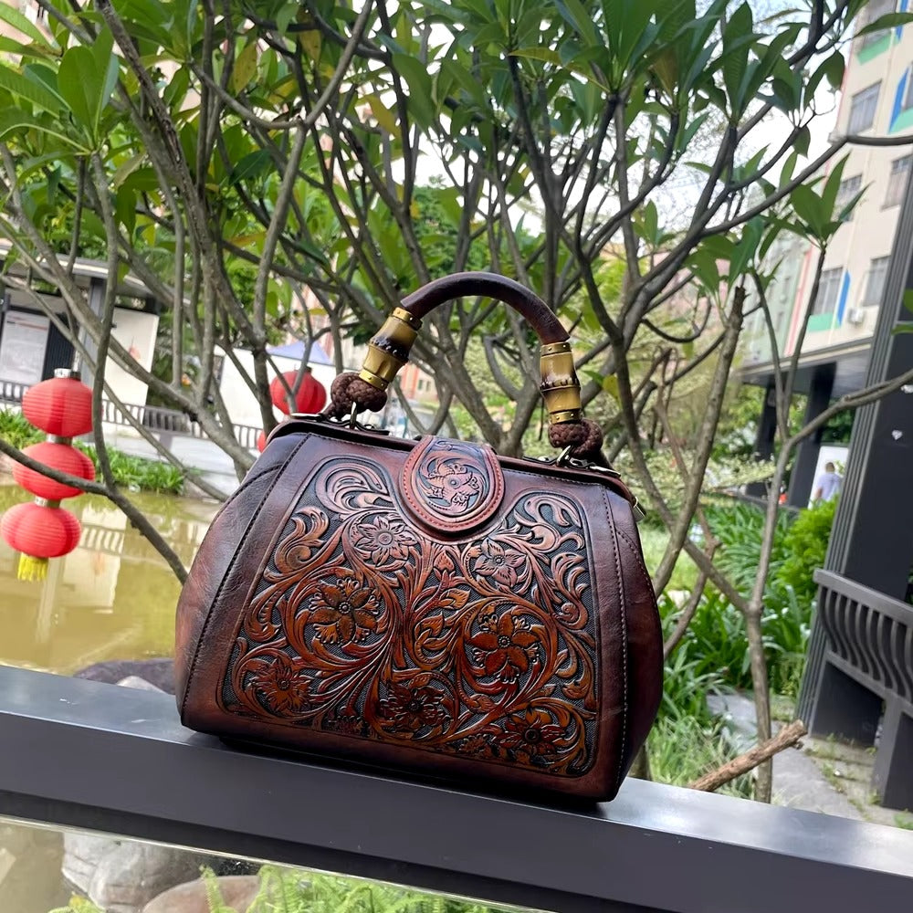 Vintage Silt Pocket Carved Leather Designer Handbags Mssza