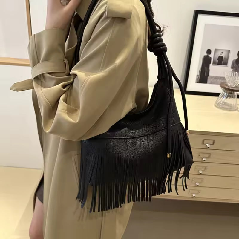 Vintage Tassel Daily Used Soft PU Leather Versatile Crossbody Casual Handbag Mssza