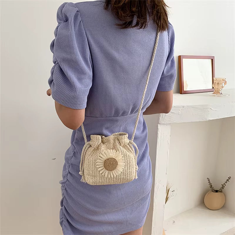 Woven Straw Knit Flower Beach Shoulder Messenger Bucket Bag Handbag Mssza