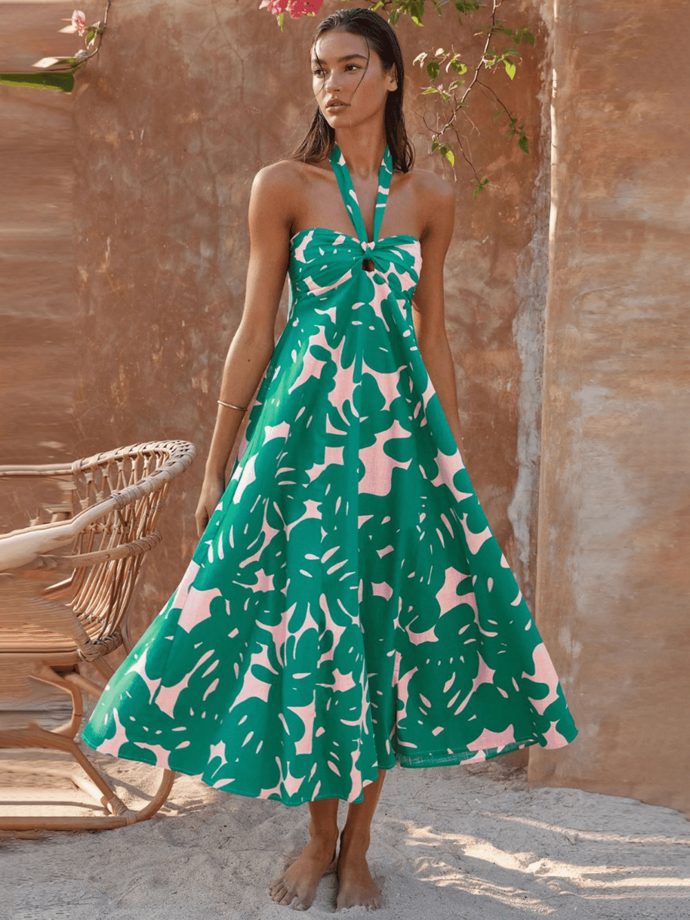 Loral Print Halter Maxi Dress-Green Mssaz Desses