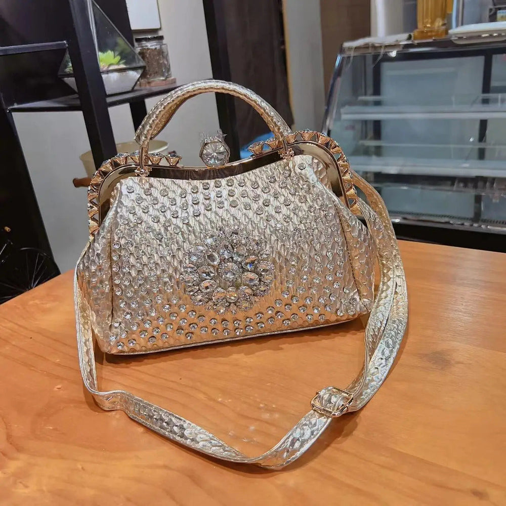 Luxury Diamonds Leather Design Clip Rhinestone Bag Mssza