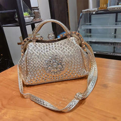 Luxury Diamonds Leather Design Clip Rhinestone Bag Mssza