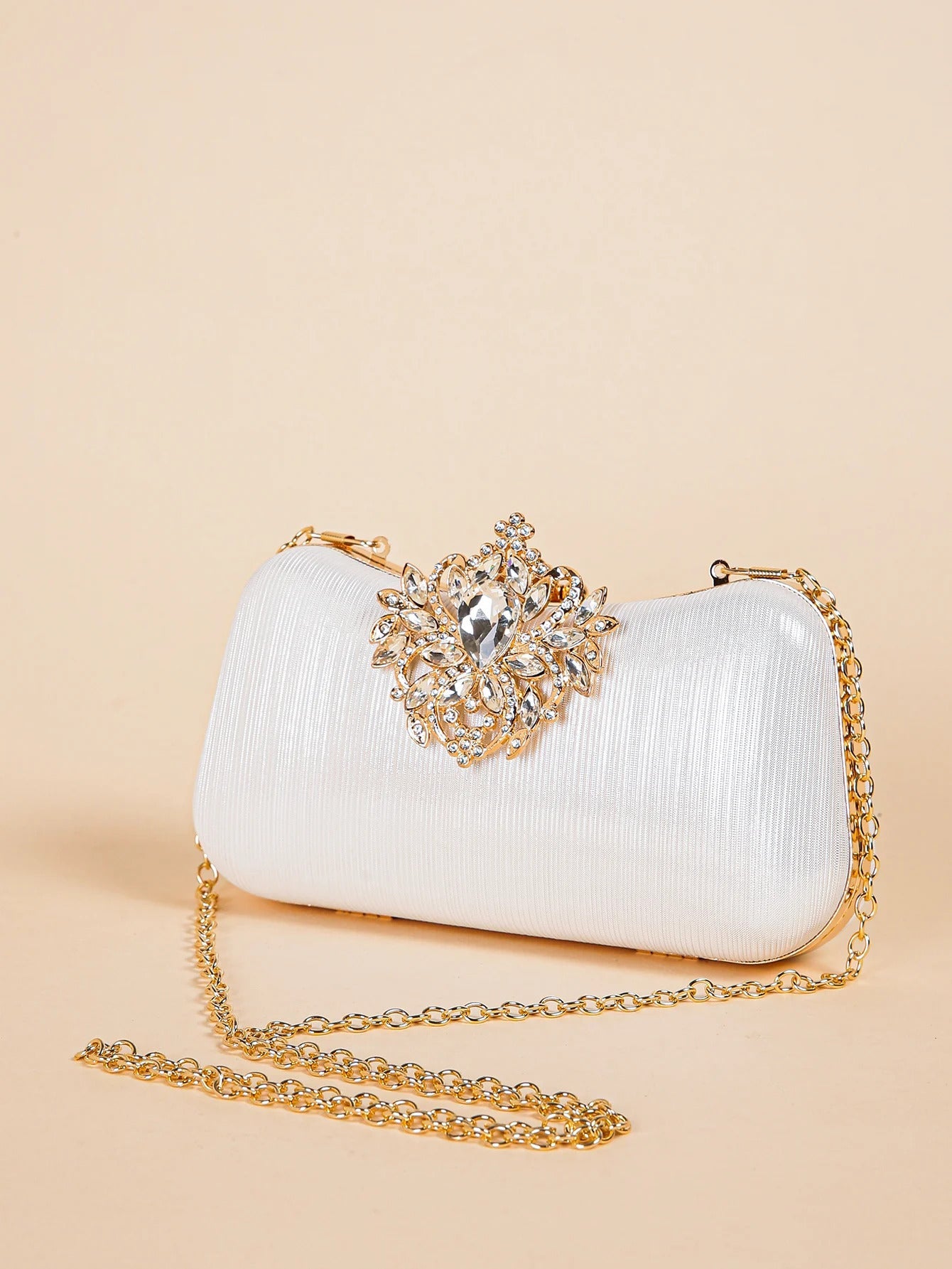 Luxury Rhinestone Shiny and Glamorous Decor Boxy Clutch Mssza