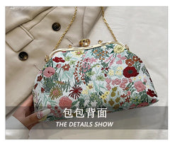 Three-Dimensional Flowers Crossbody Bag Mssza