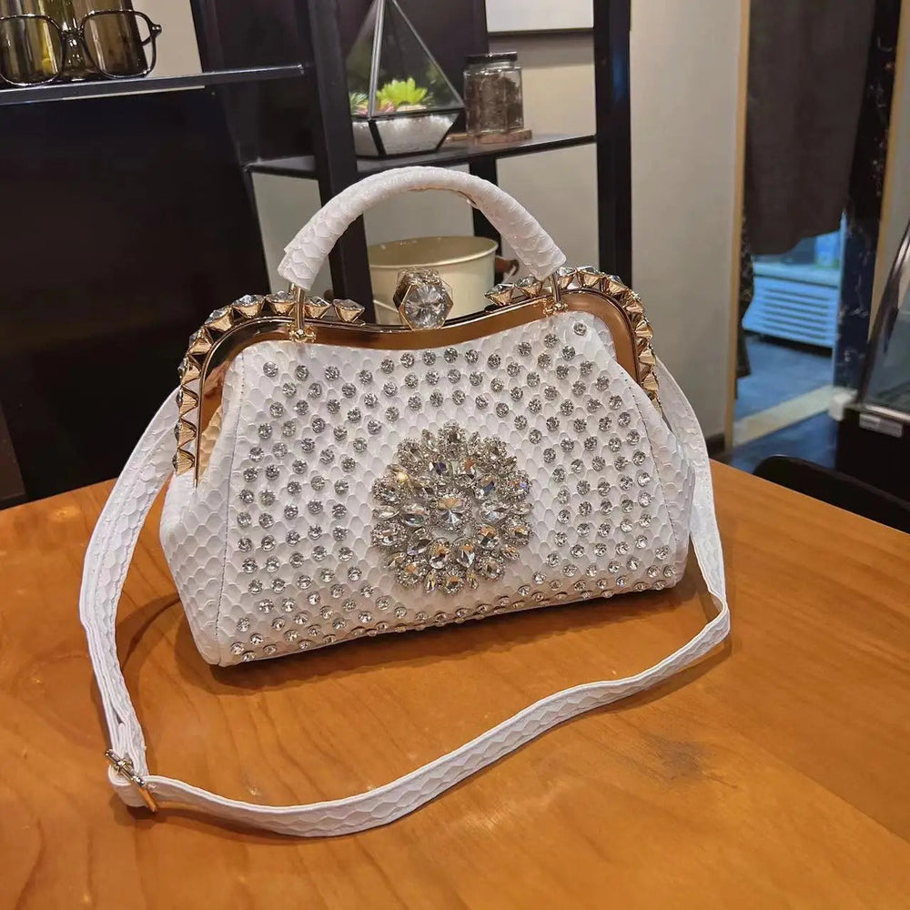 Luxury Diamonds Leather Design Clip Rhinestone Bag Mssza